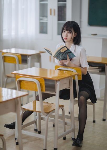 午夜网站视频