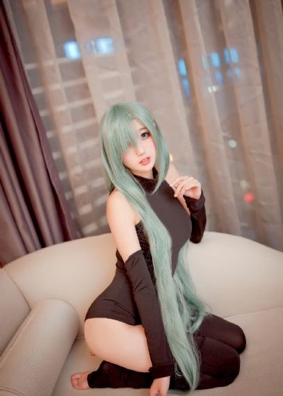 住在隔壁的女孩