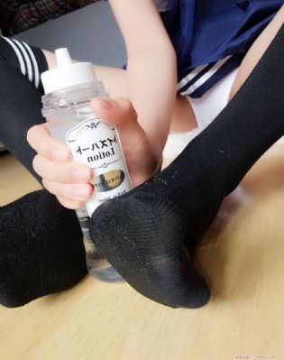 二战电影《猛烈开火》
